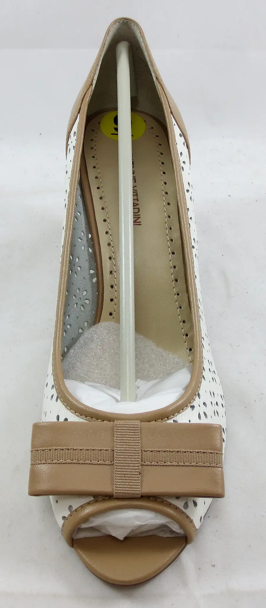 ADRIENNE VITTADINI Women's Makani Wedge - White/Tan - MSRP $89