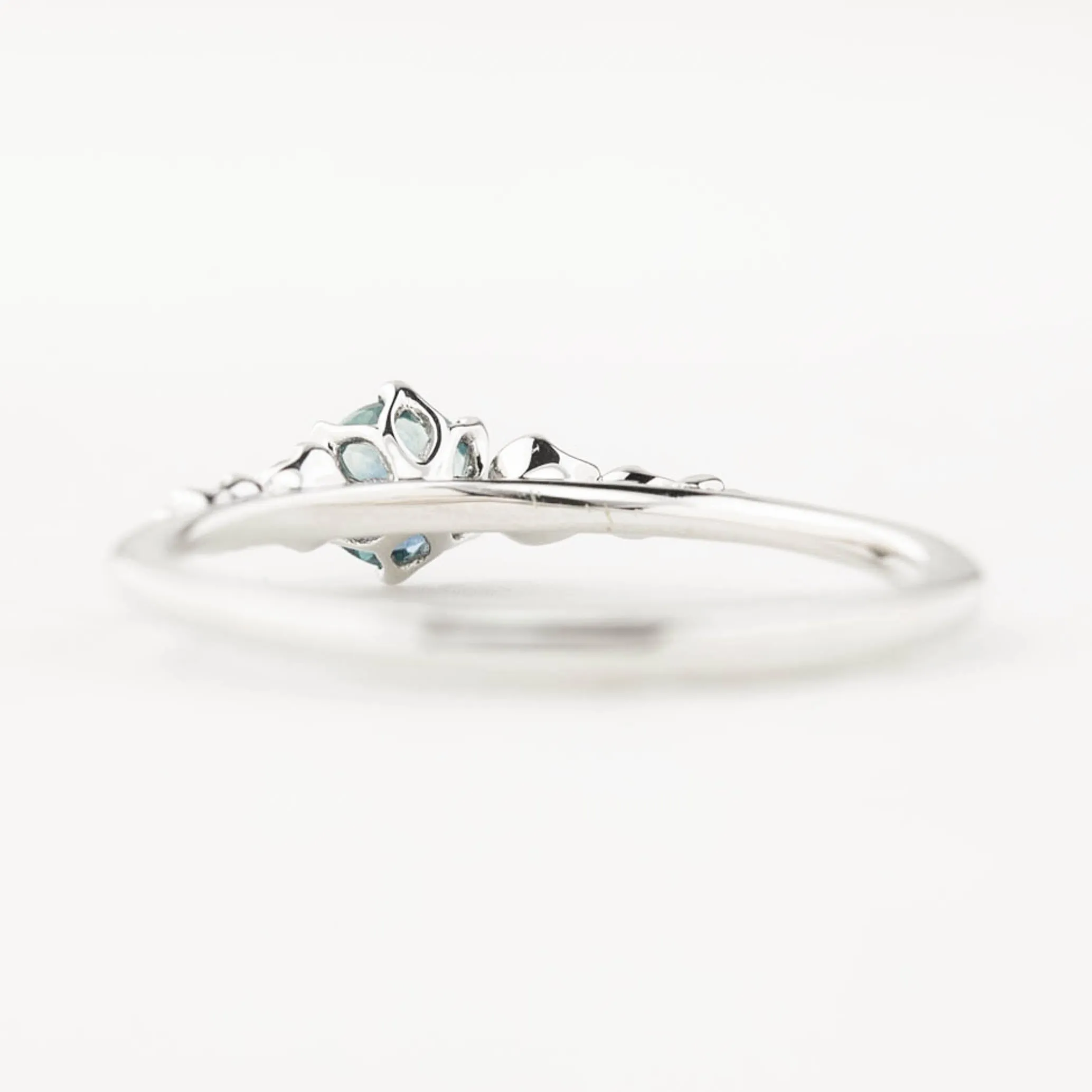 Estel Fleur Ring 4mm 0.30ct Teal Blue Montana Sapphire 14K White Gold