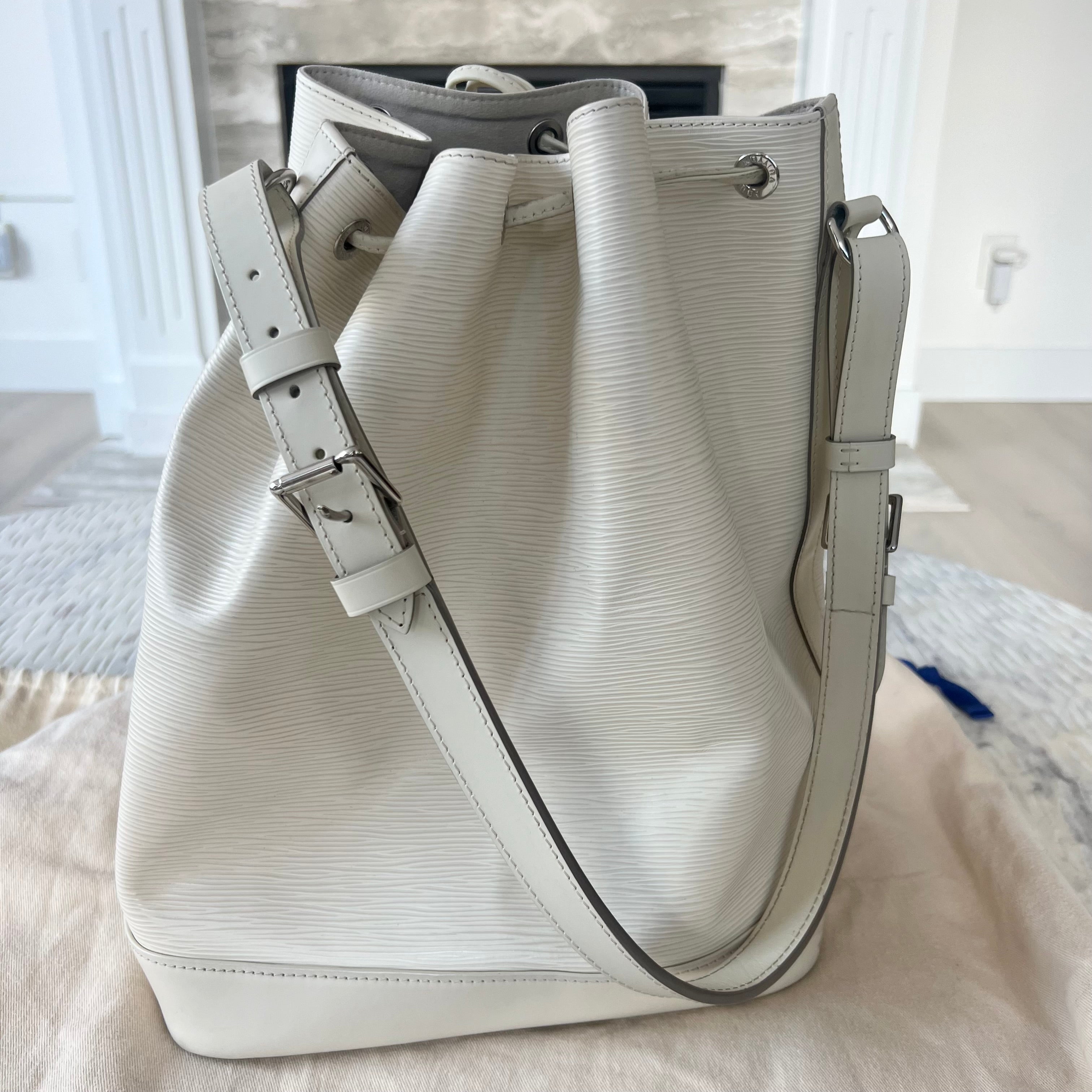 Louis Vuitton White Epi Leather Neo Noe Bag