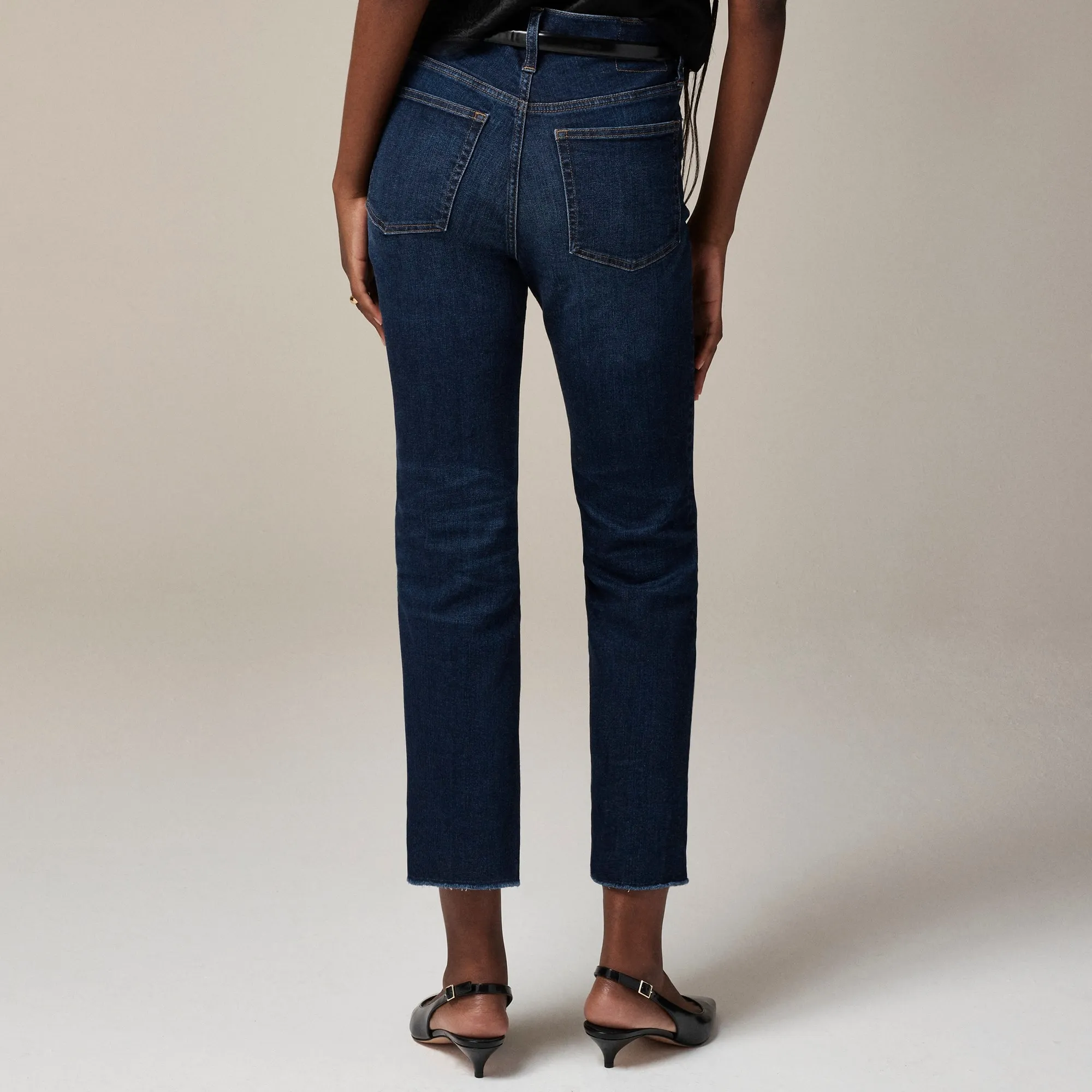 Mid-rise cropped kickout jean in 2003 super-stretch