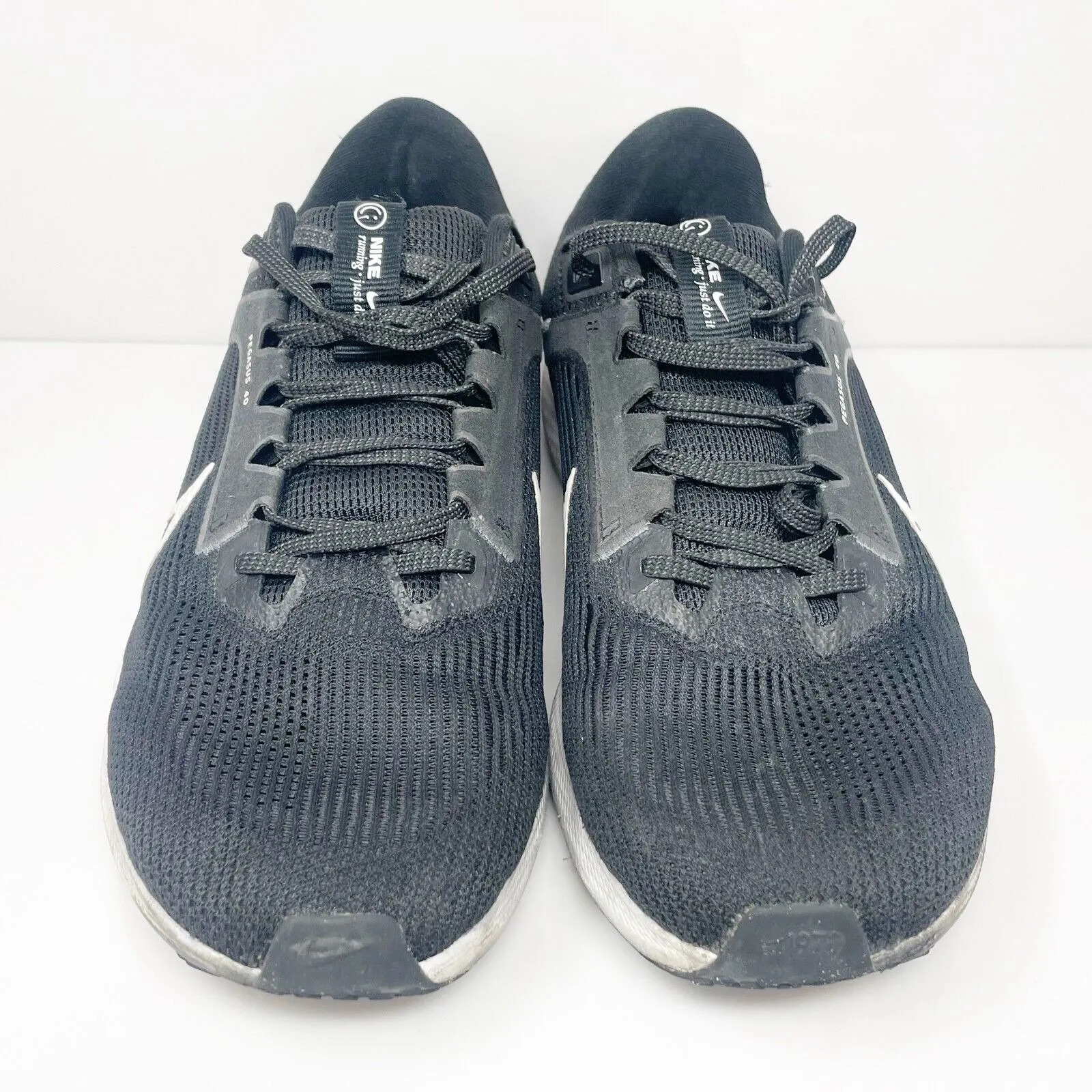 Nike Mens Air Zoom Pegasus 40 DV3853-001 Black Running Shoes Sneakers Size 11.5