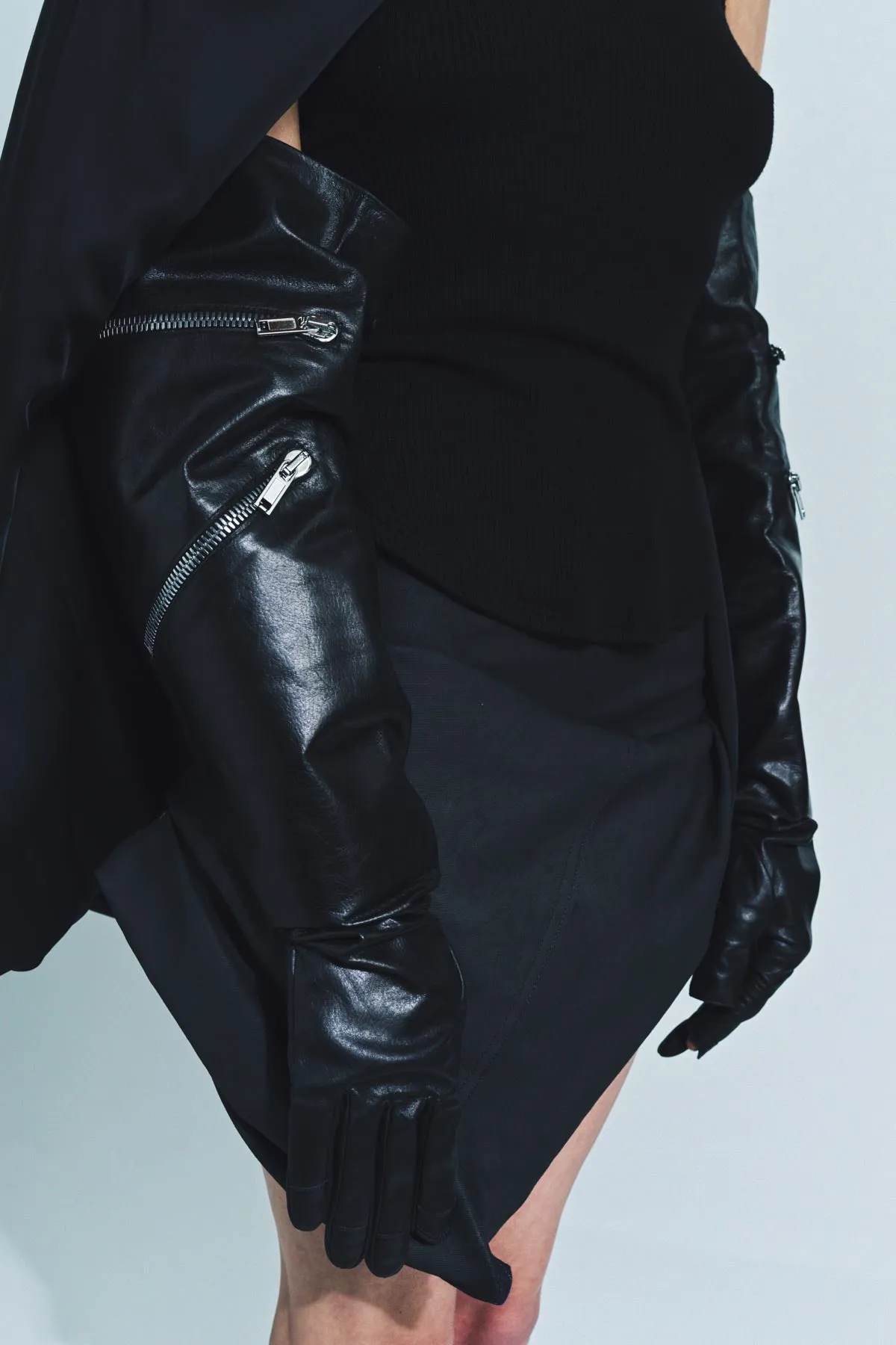 RICK OWENS | GUANTLET GLOVES