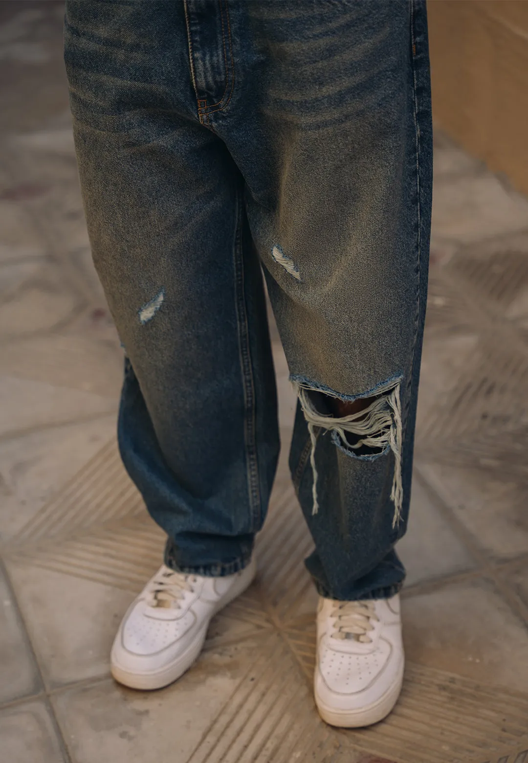 Ripped Baggy Fit Jeans - Tint Over Dyed