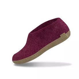 Shoe with leather sole - Cranberry