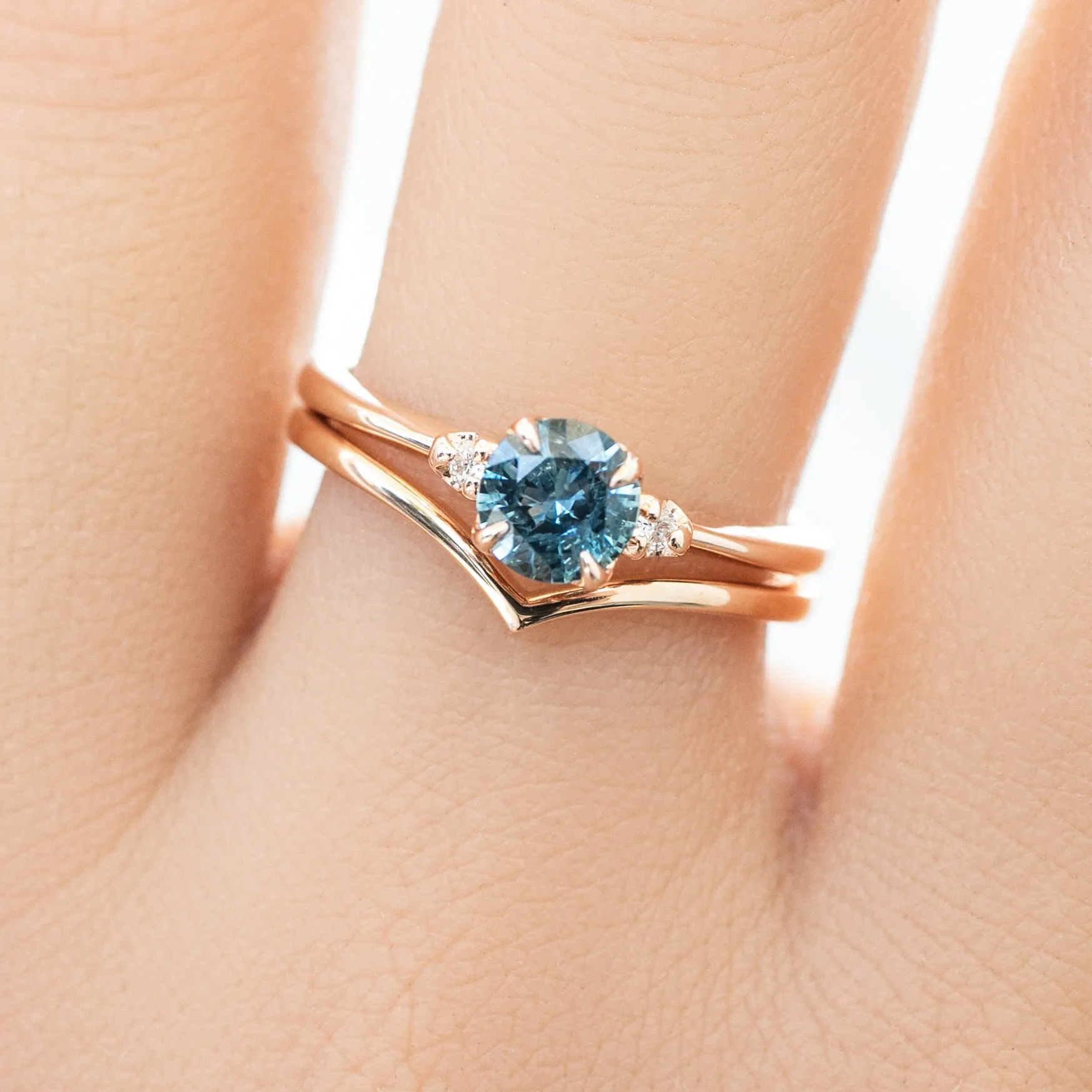 Sofia Ring 0.66ct Teal blue Montana Sapphire, 14K Rose Gold