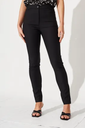 The Boss Pants In Black