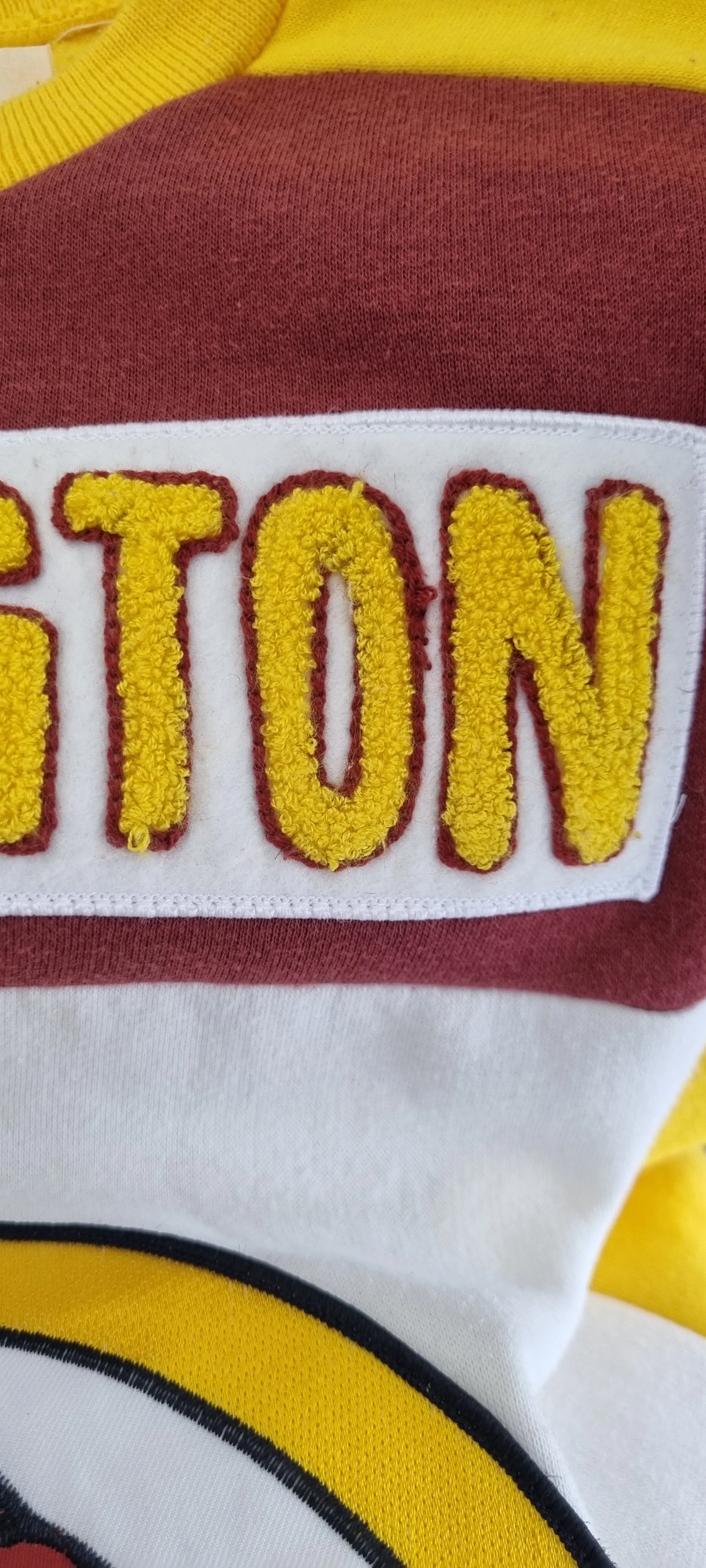 Vintage NIKE NFL Washington Redskins 'Skyline' Rare Sweatshirt (L)