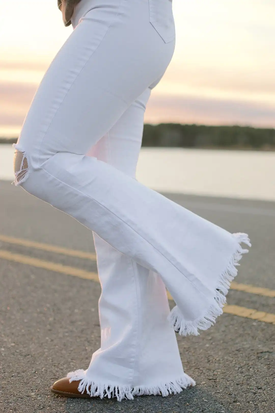 White Super Stretch Fray Flares